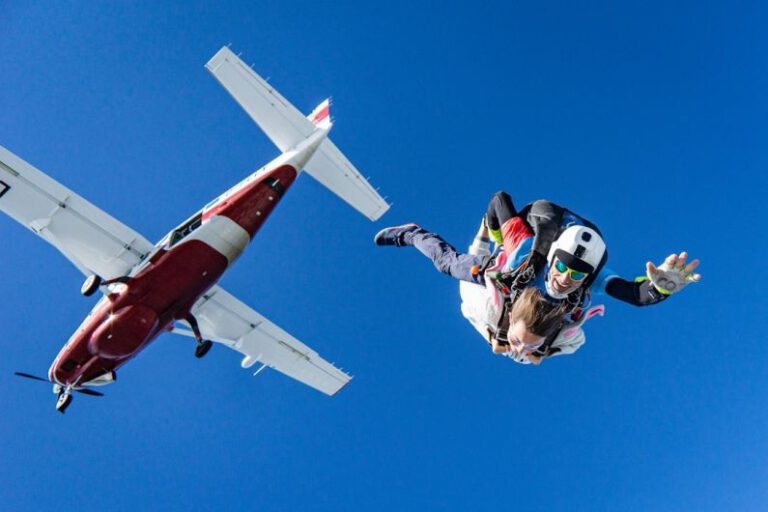 Sky’s the Limit: Unforgettable Skydiving Locations